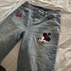Her Universe Disney Minnie Mouse & Mickey
Mouse Embroidered Mom Jeans